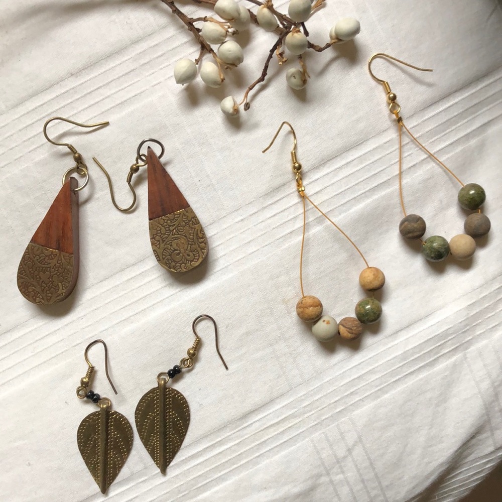 Handmade natural gold earring set